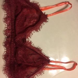 ✰   FREE PEOPLE BRALETTE ✰